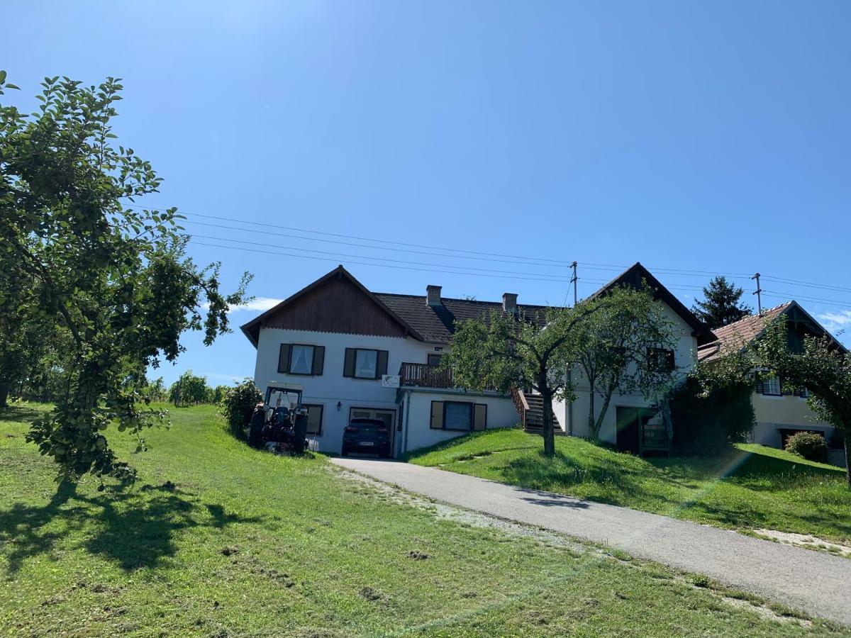 Winten  Urlaub Im Weingarten מראה חיצוני תמונה